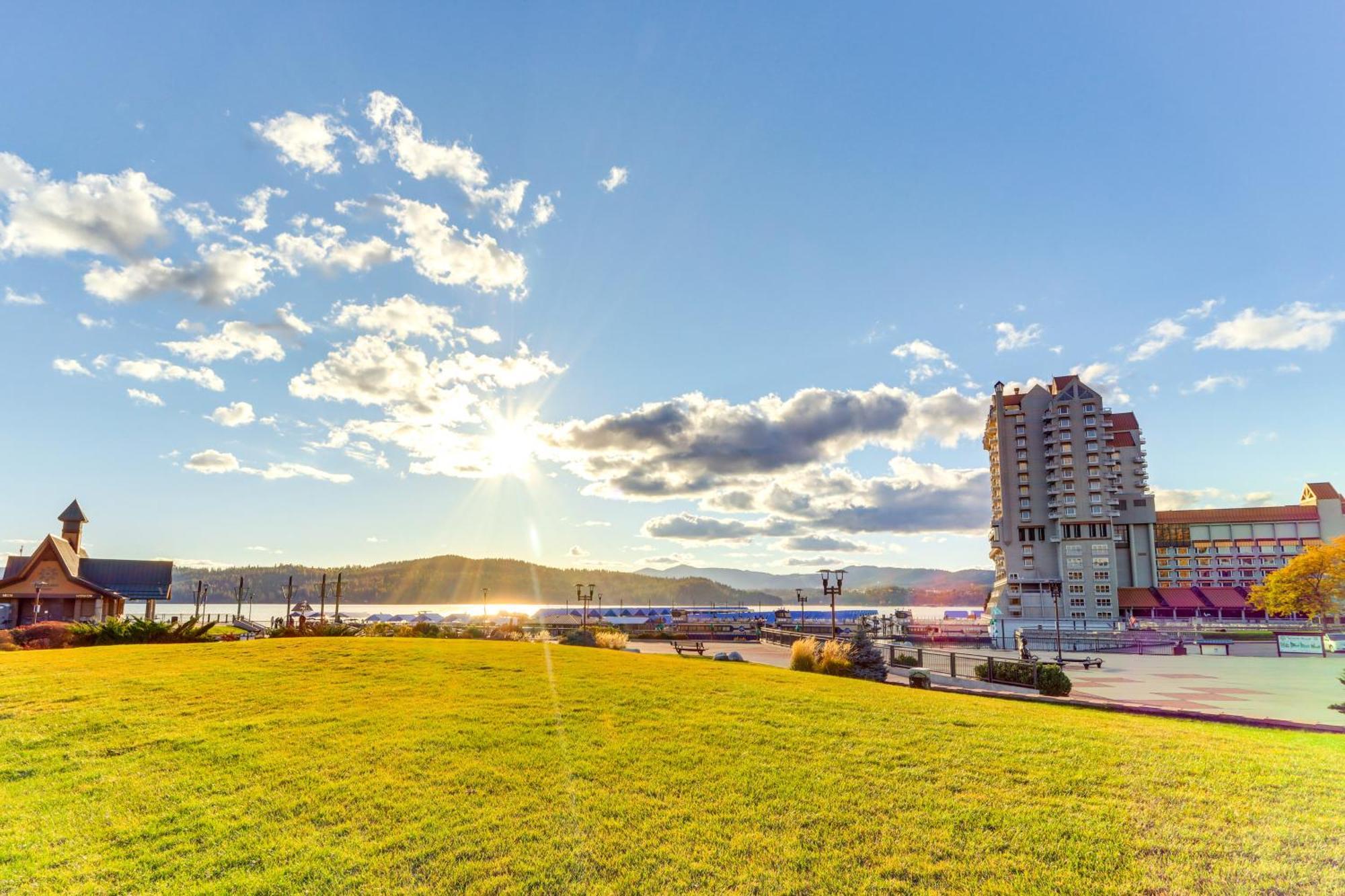 Apartment Modern Coeur Dalene Getaway Walk Downtown!