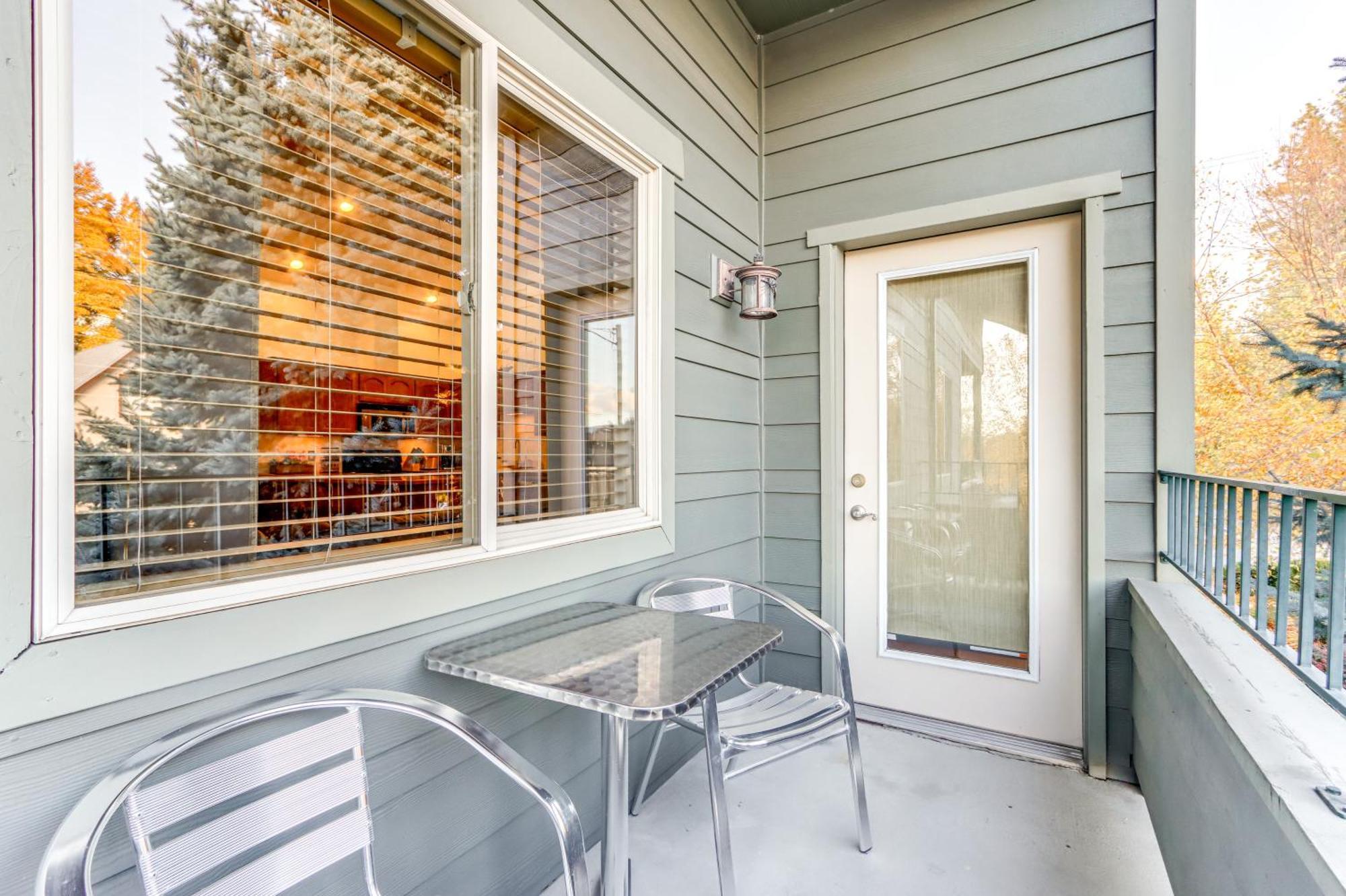 Modern Coeur Dalene Getaway Walk Downtown! Coeur d'Alene